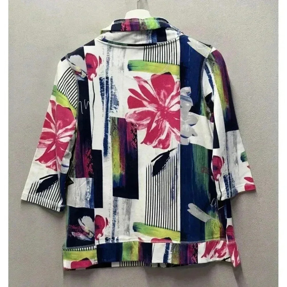 Sportelle Women's Petite S Multicolor Abstract Art‎ & Floral Prints Sweater NWT! - Picture 2 of 6
